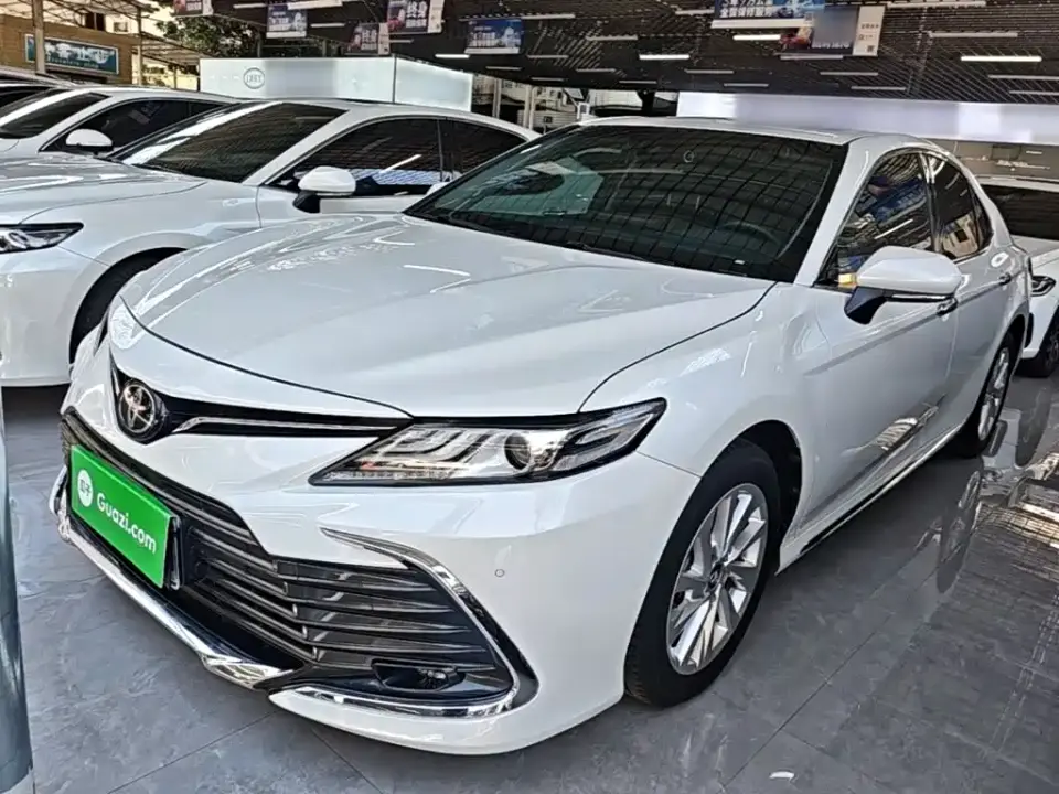 Toyota Camry 2.0G Luxury Edition 2023