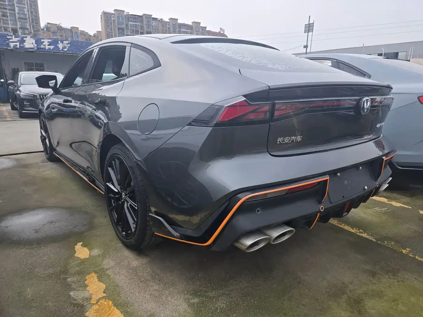 Changan UNI-V 1.5T Sport Edition 2022 — фото 5