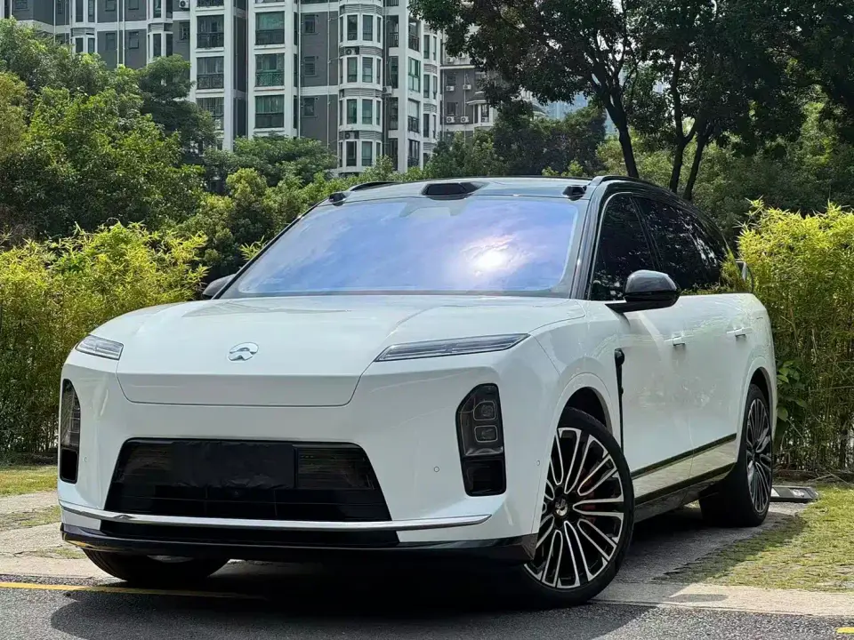 NIO ES8 Base Model 2026