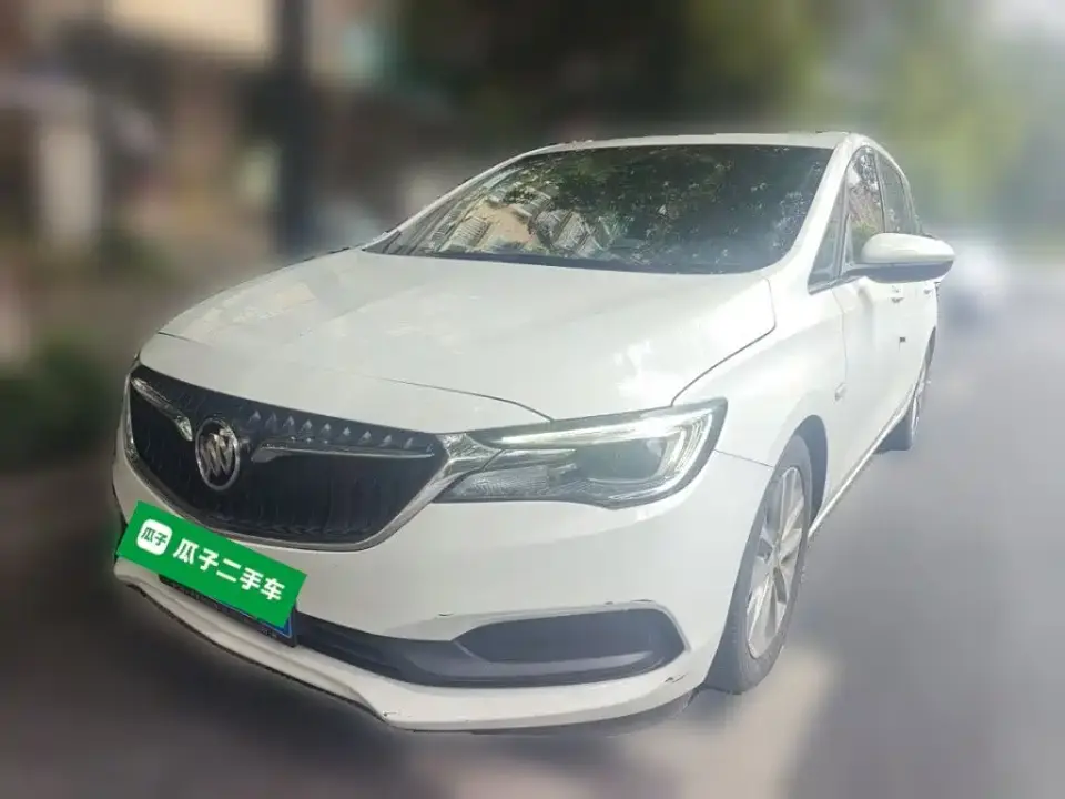 Buick GL6 18T 6-seat Connected Luxury China VI 2021