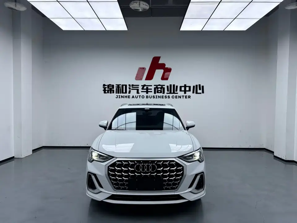 Audi Q3 35 TFSI Fashion Sport 2025