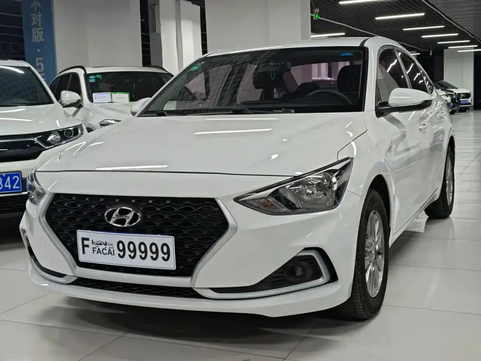 Hyundai Elantra 1.6L Automatic Pleasing Edition GL China VI 2019