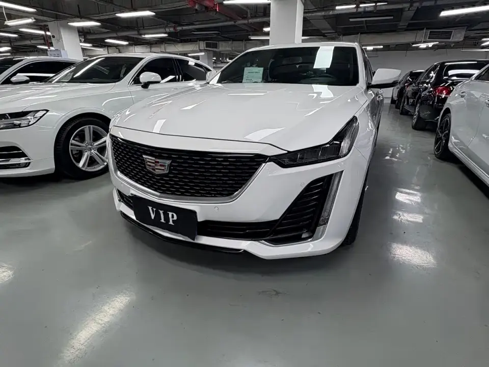 Cadillac CT5 28T Fashion Edition 2022