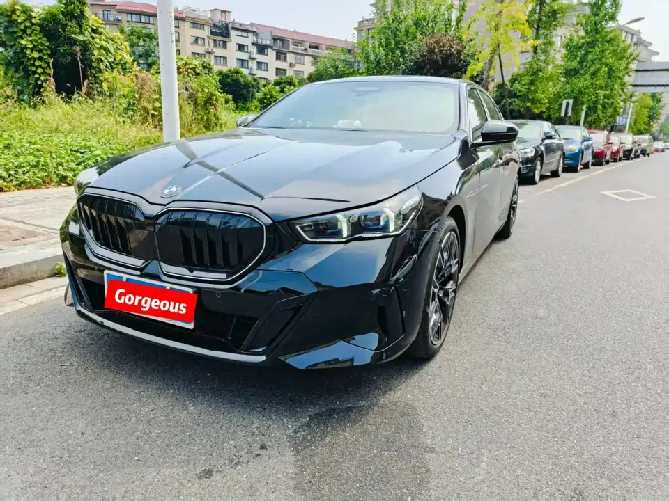 BMW 5 Series 530Li Exclusive M Sport Package 2026