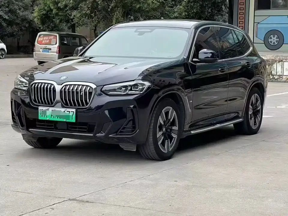 BMW iX3 Leading Type 2024