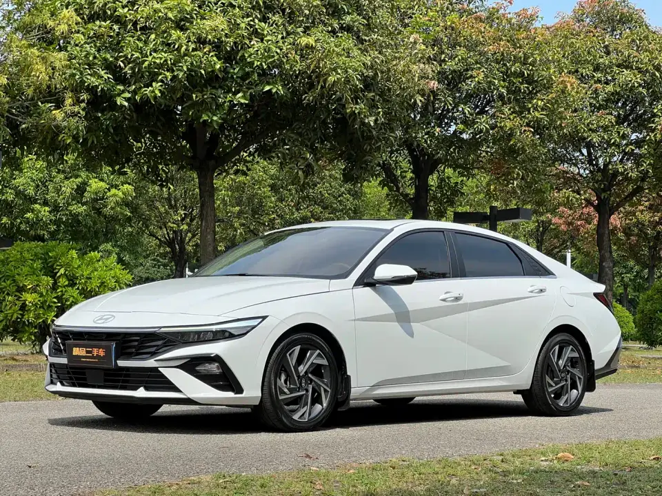 Hyundai Elantra 1.5L CVT GLX Elite Edition 2025
