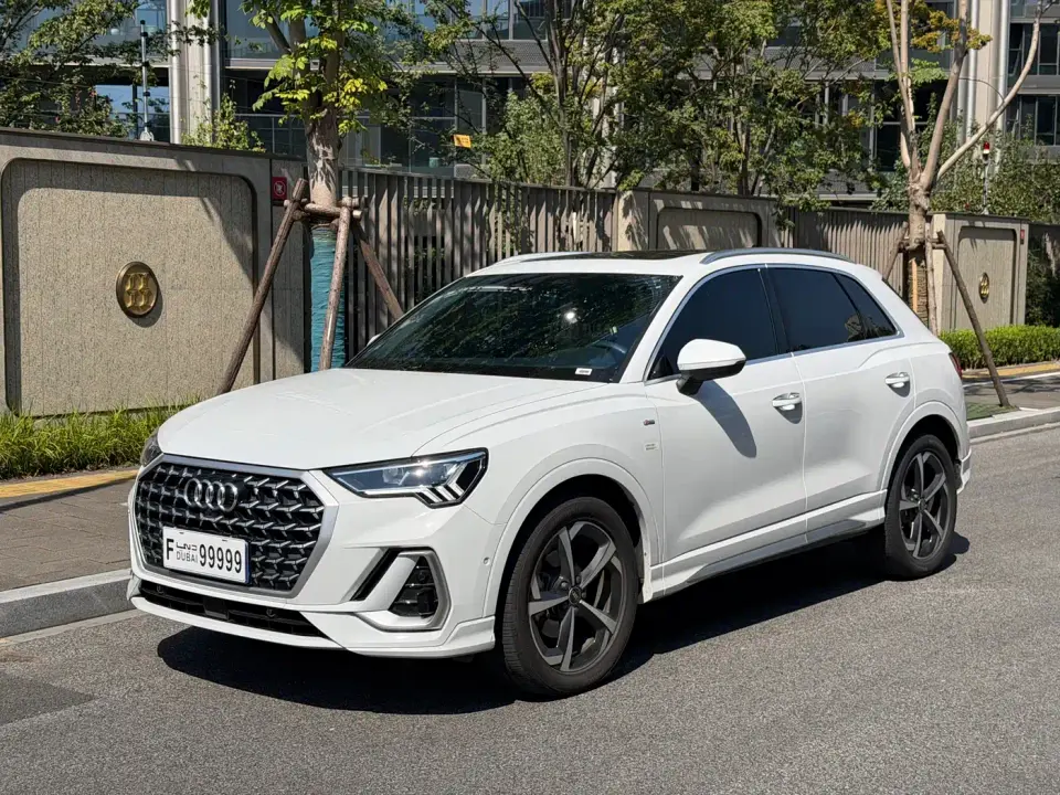 Audi Q3 quattro 45th Anniversary Edition 35TFSI Fashion Elegance 2025
