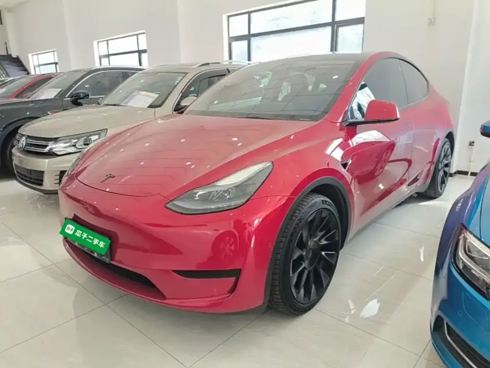 Tesla Model Y Facelift Rear-Wheel Drive Version 2023