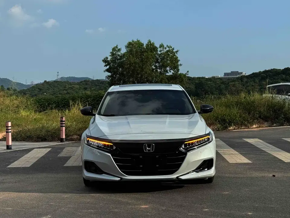 Honda Accord 260TURBO Phantom Night Premium 2021