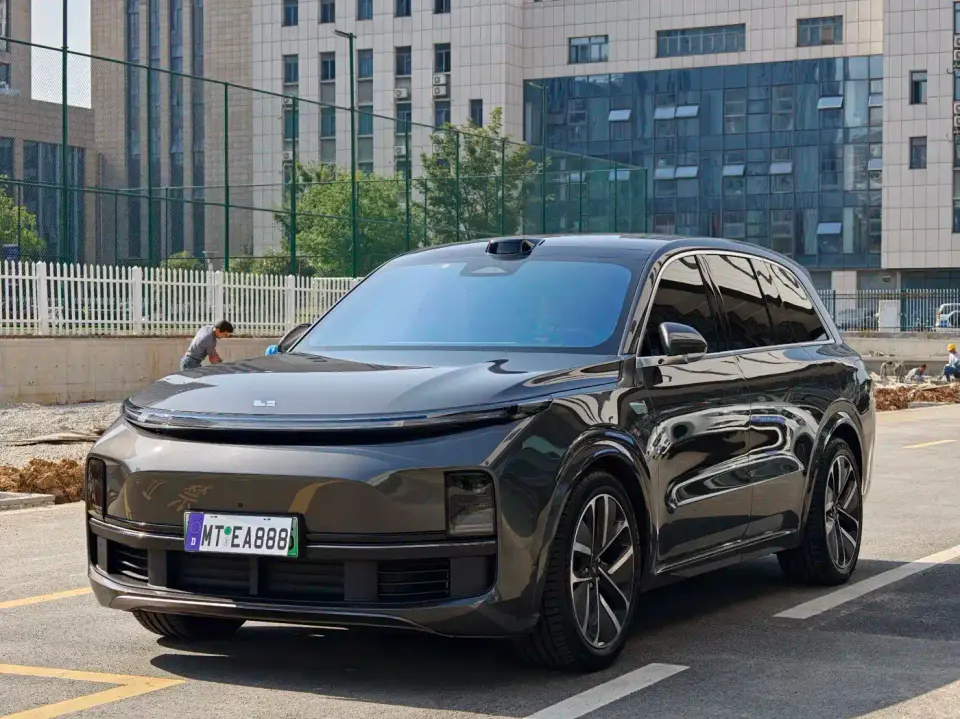 Li Auto Li L8 Max 2025