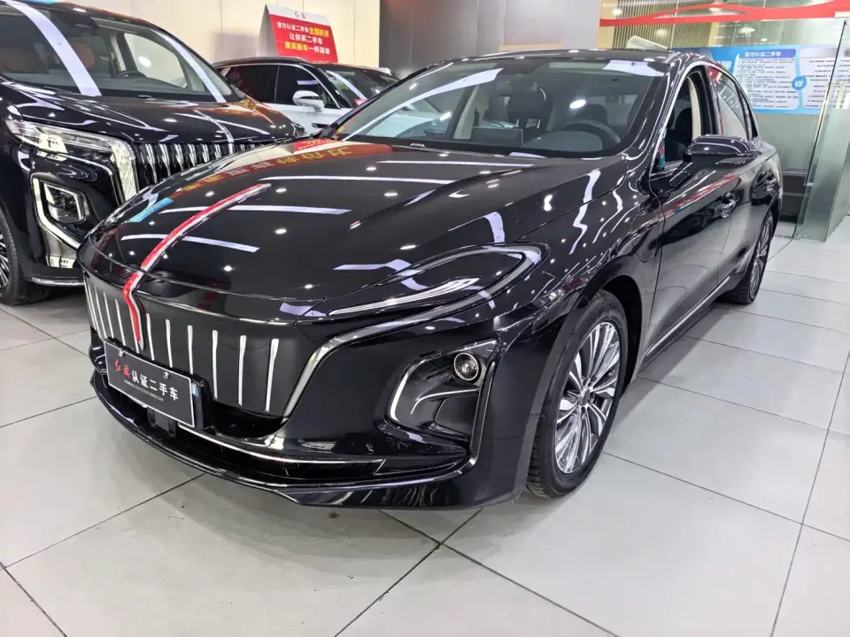Hongqi E-QM5 431km Charging Enjoyment Edition 2023