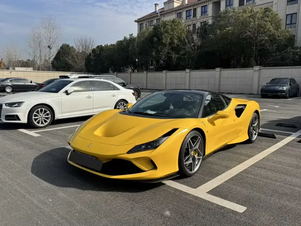 Ferrari F8 Tributo 3.9T V8 2023