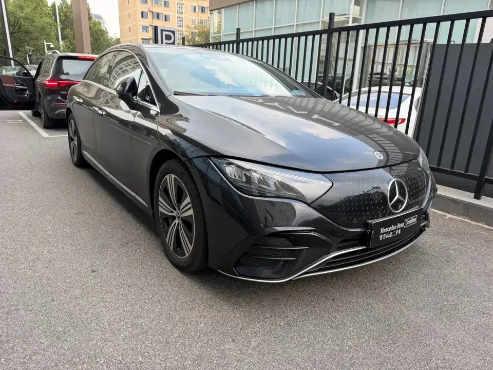 Mercedes-Benz EQE Model 500 4MATIC Luxury Edition 2024