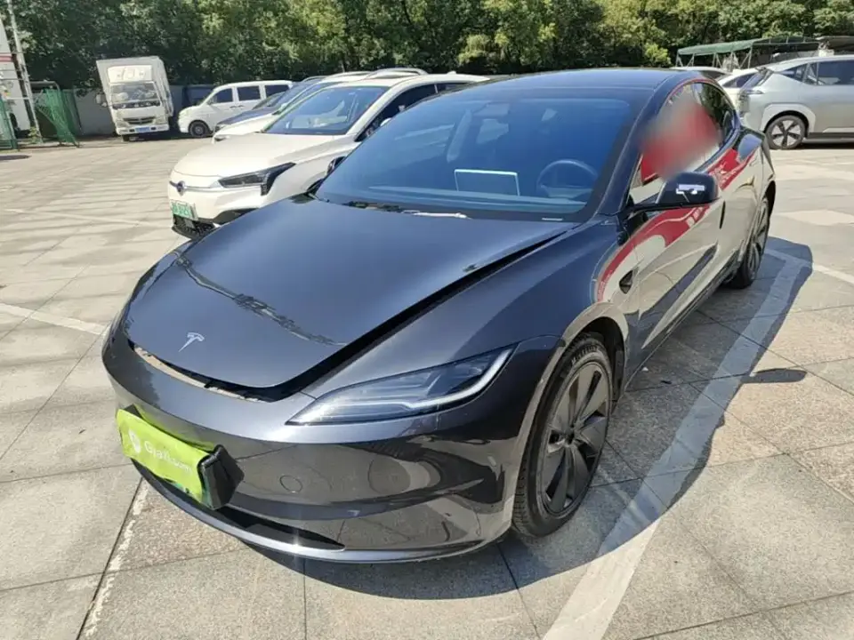 Tesla Model 3 Long Range All-Wheel Drive 2024