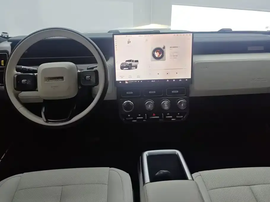 iCar V23 401 2WD Advanced Edition 2025 — фото 12