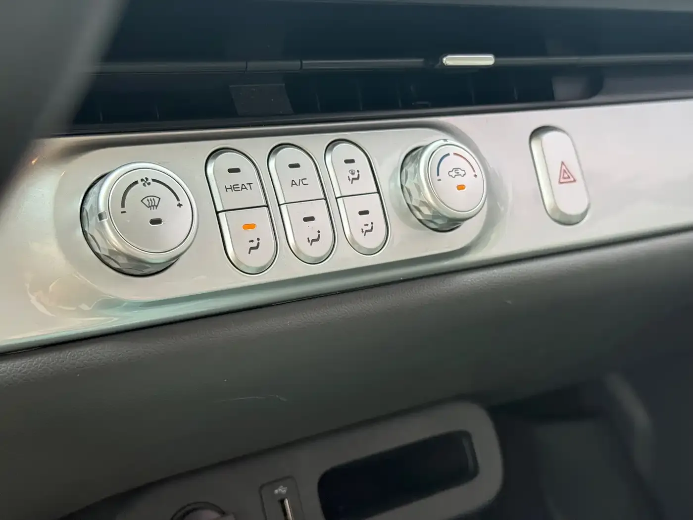 Changan Qiyuan Changan Lumin 155km Fresh Edition 2024 — фото 11