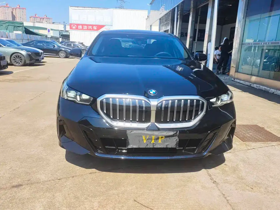 BMW 5 Series 530Li Premium M Sport Package 2025