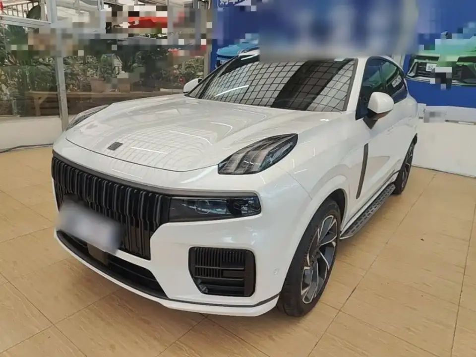 Lynk & Co 09 2.0T Halo 6-Seater 2024