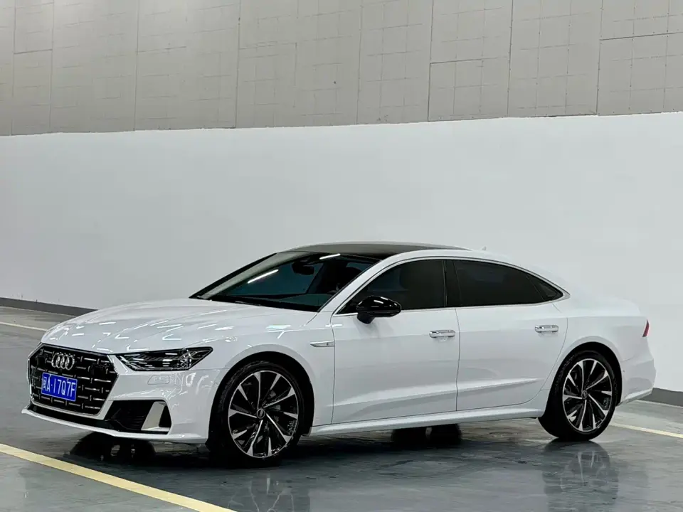 Audi A7L 45 TFSI quattro S-line White Mage Edition 2023