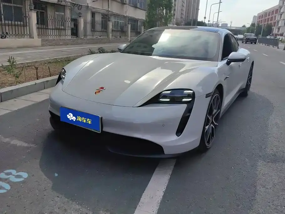 Porsche Taycan Facelift Taycan 2024