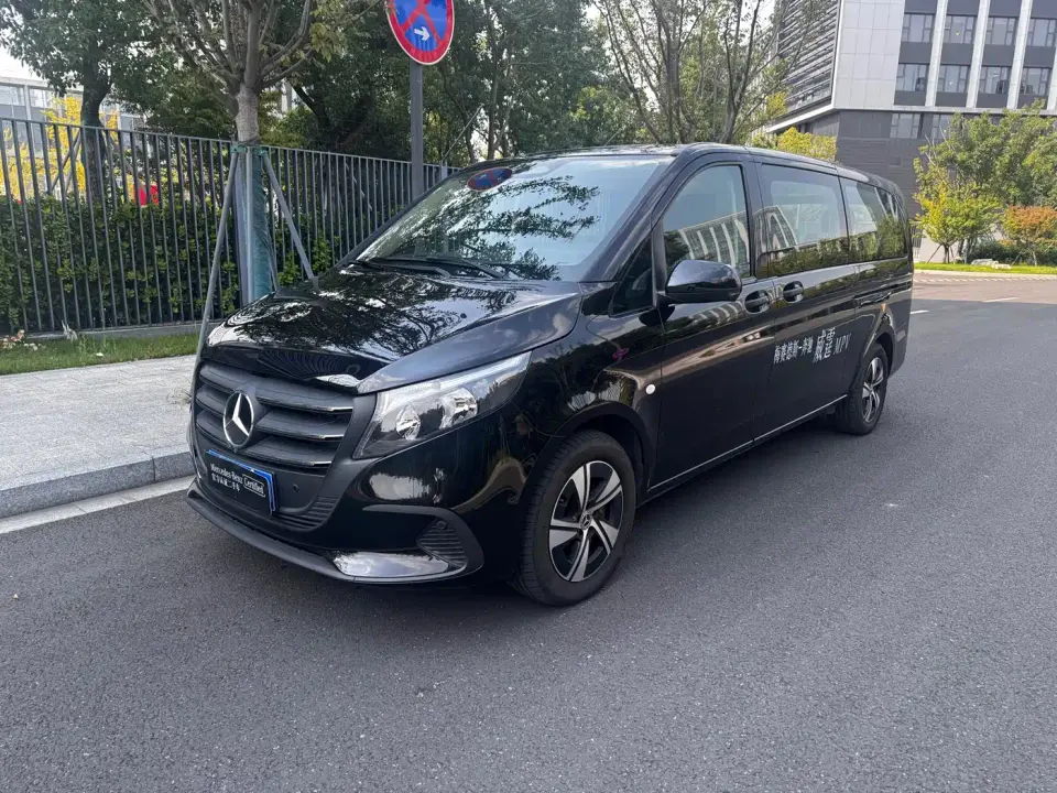 Mercedes-Benz Vito 2.0T Business 7-Seater 2024