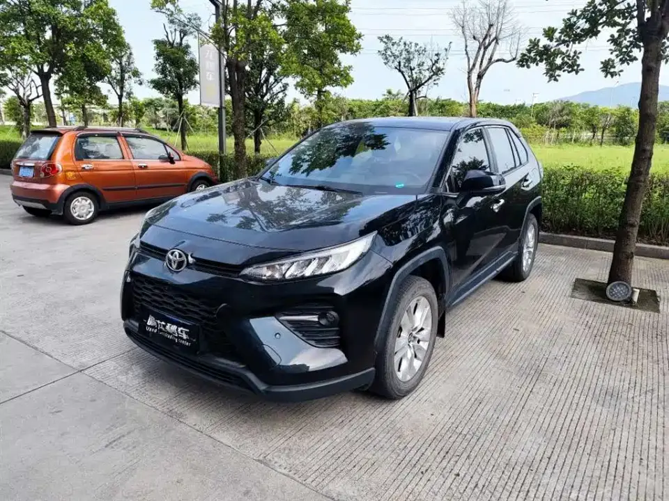 Toyota Wildlander 2.0L CVT FWD Leading Edition 2021