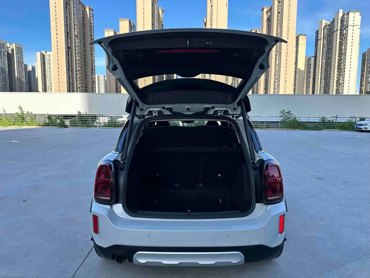 Mini COUNTRYMAN 1.5T COOPER ALL4 Connoisseur 2022 — фото 20