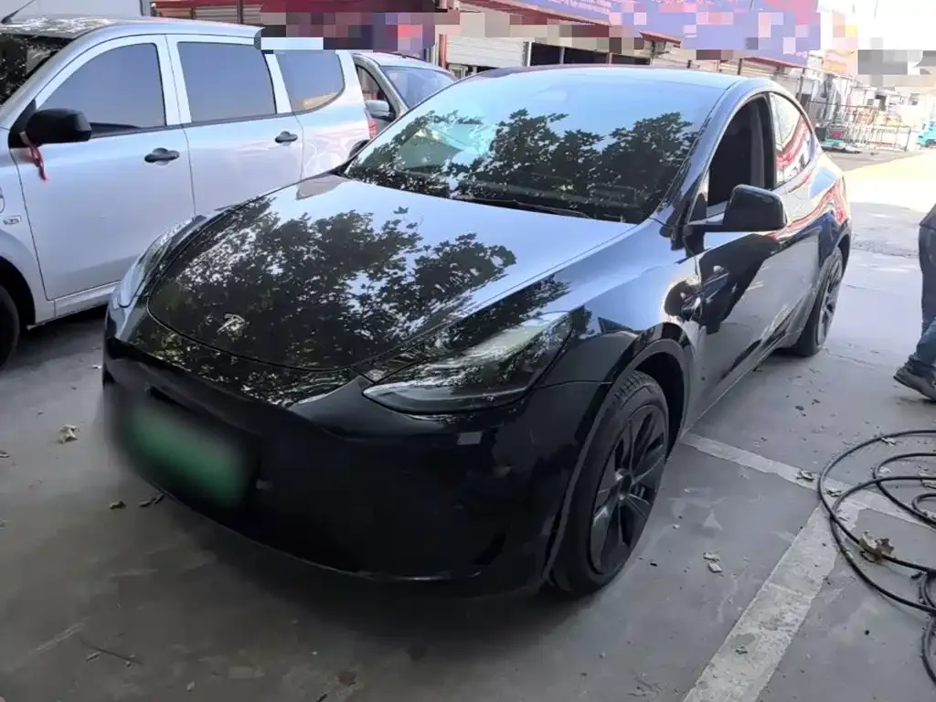 Tesla Model Y Facelift Rear-Wheel Drive Version 2023