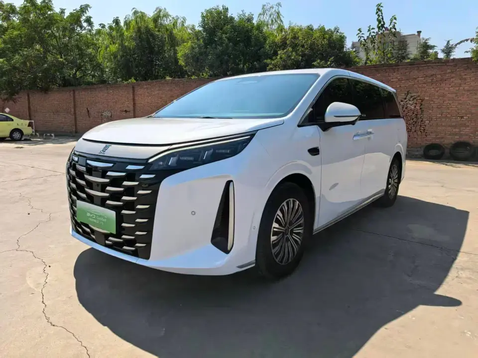 BYD Xia DM-i 1.5T 180km Excellence 2025