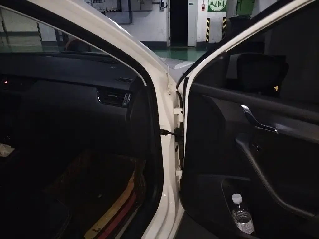 Skoda Octavia 1.5L Manual Standard China VI 2020 — фото 18