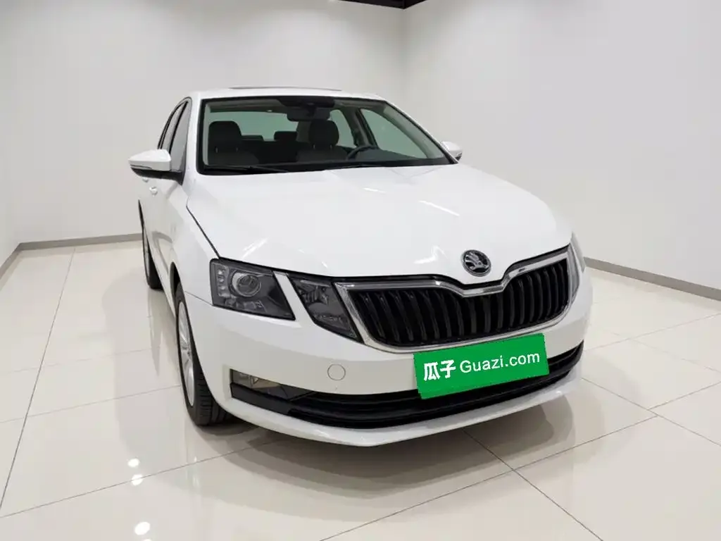 Skoda Octavia 1.5L Manual Standard China VI 2020 — фото 24