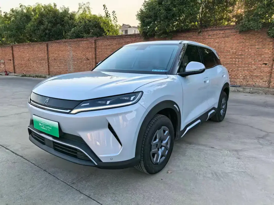 BYD Yuan UP Model 301KM Navigator 2026