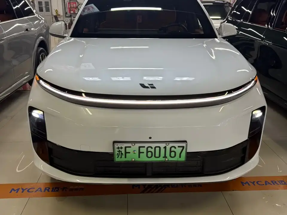 Li Auto L6 Pro 2024