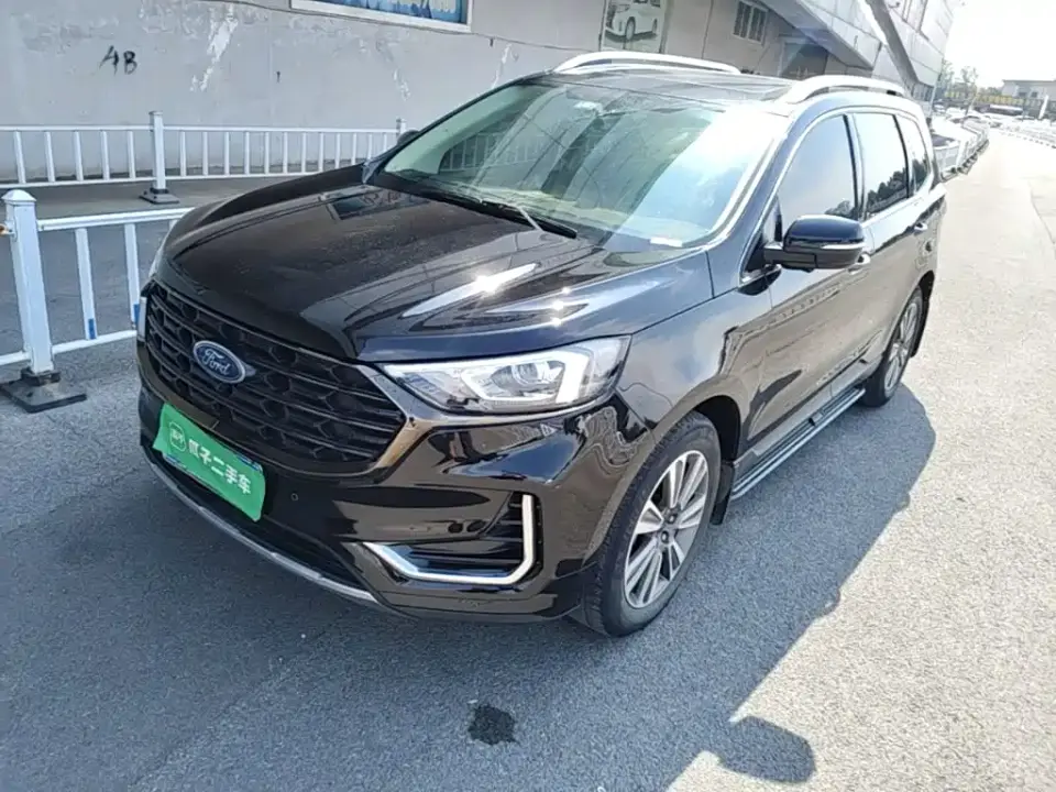 Ford Edge PLUS EcoBoost 245 FWD Platinum Sharp 5-seater 2021