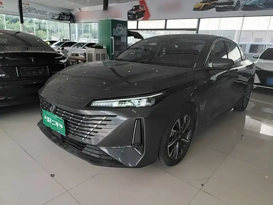 Changan Eado Model 1.5T GDI Auto Premium Type 2025