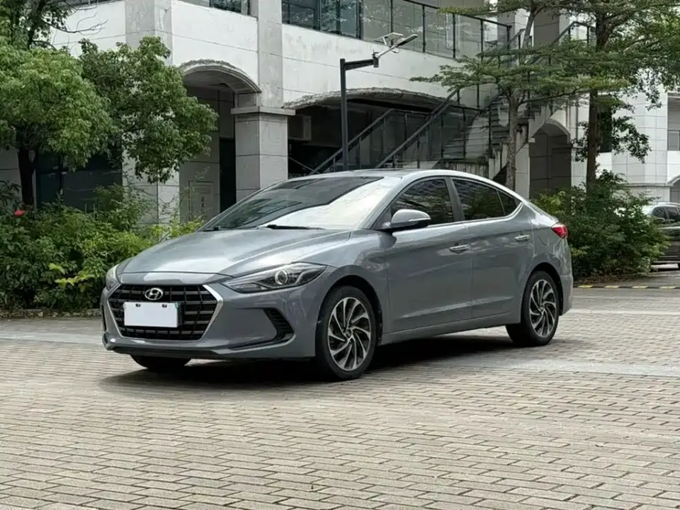 Hyundai Elantra 1.5L CVT Smart Style·Elite 2020