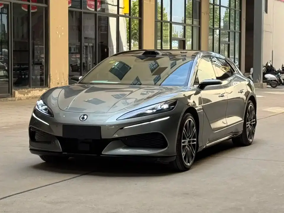 Denza Z9GT Model Flash Charge Flagship Edition 2026