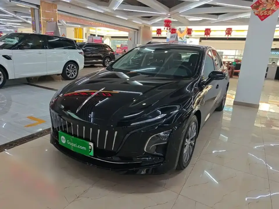 Hongqi E-QM5 431km Charging Enjoyment Edition 2023