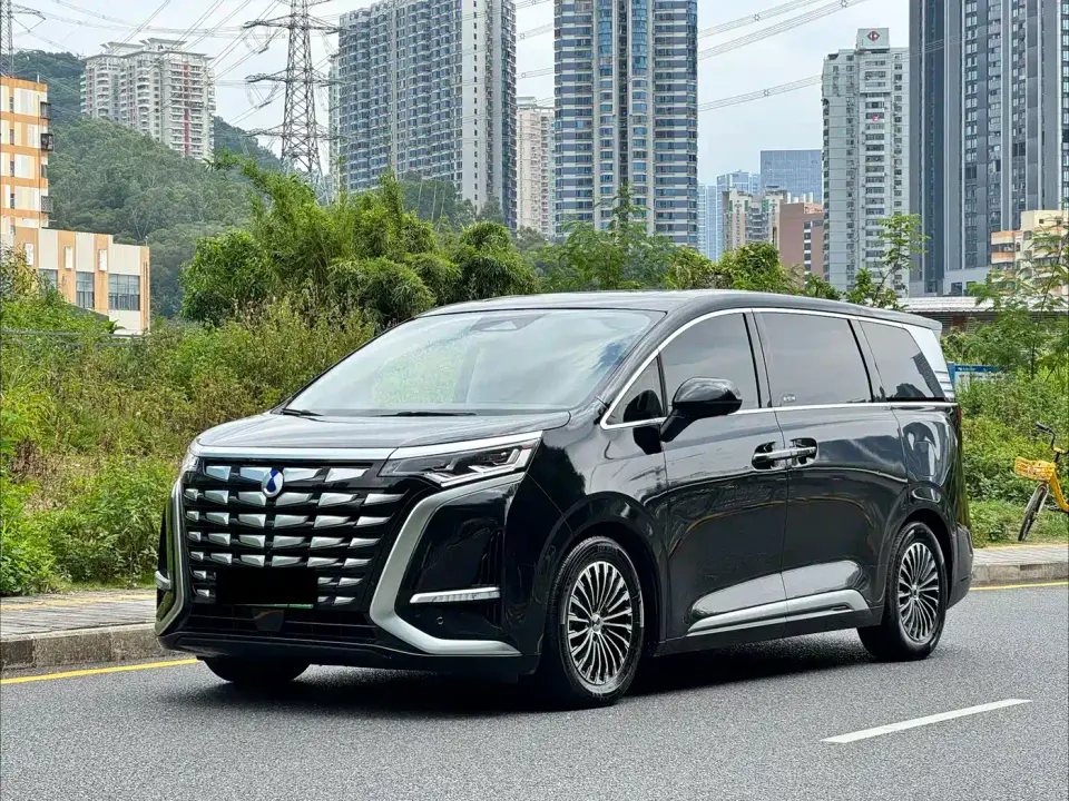 Denza D9 DM-i 970 Luxury 2025