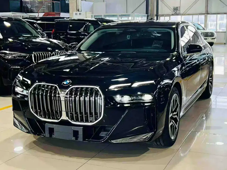 BMW 7 Series Model 735Li M Sport Package 2024