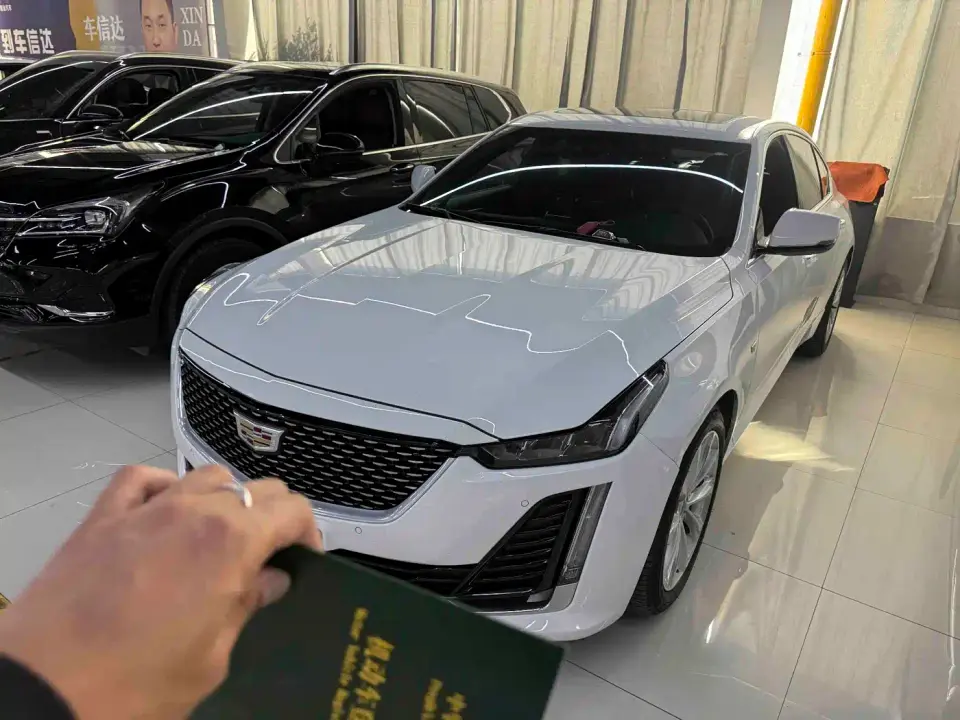 Cadillac CT5 28T Luxury 2021