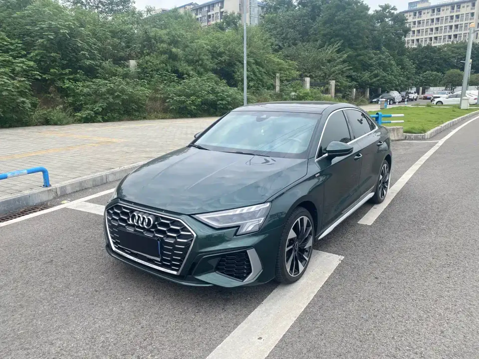 Audi A3 Model A3L Limousine 35 TFSI Luxury Sport 2024