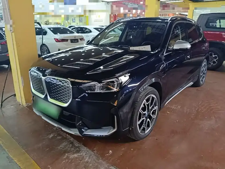 BMW iX1 xDrive30L X Design Package 2024