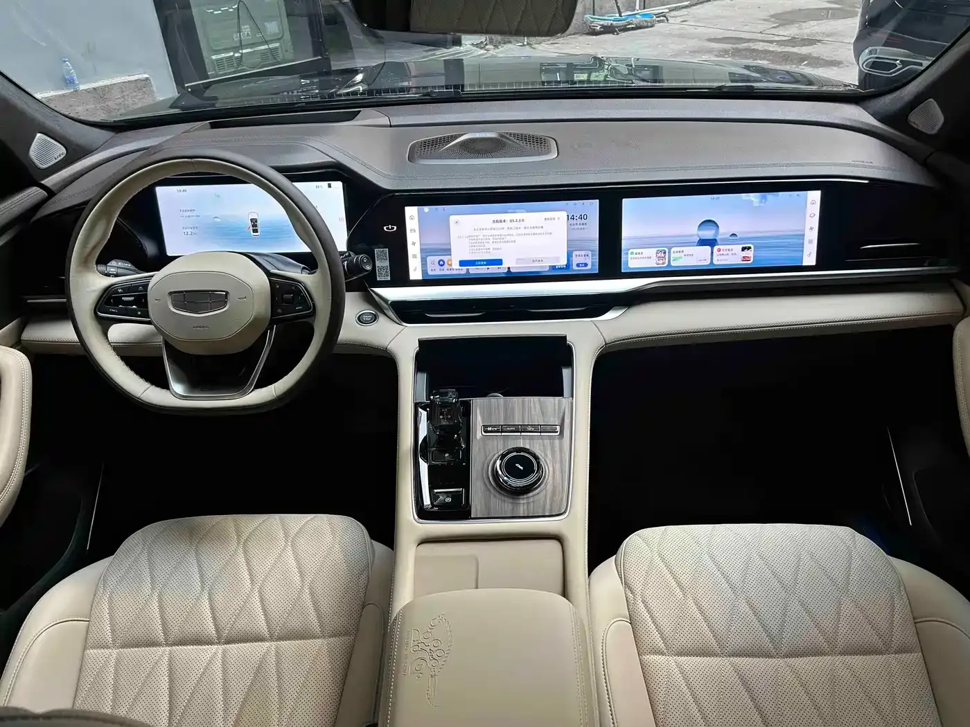 Geely Xingyue L Oriental Glory 2.0TD Automatic Star Collector Edition 2025 — фото 19