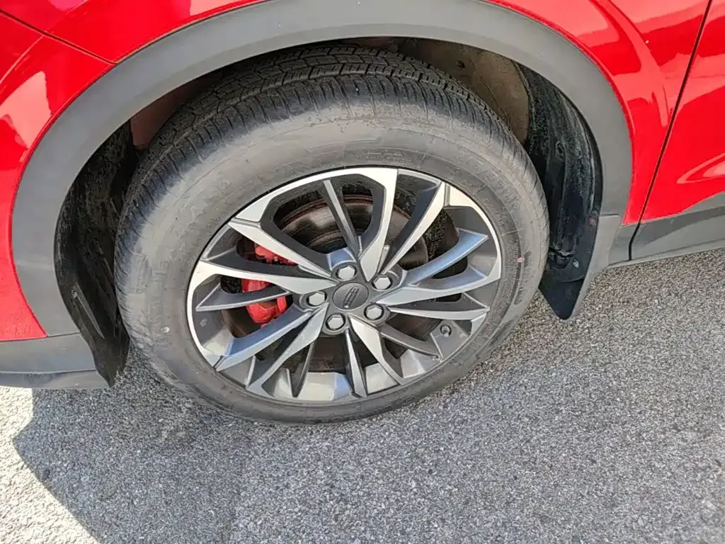 Geely Binyue Sport Edition 260T DCT Ranger China V 2019 — фото 23