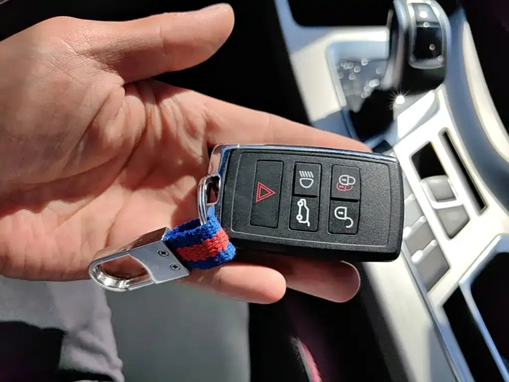 Geely Binyue Sport Edition 260T DCT Ranger China V 2019 — фото 9