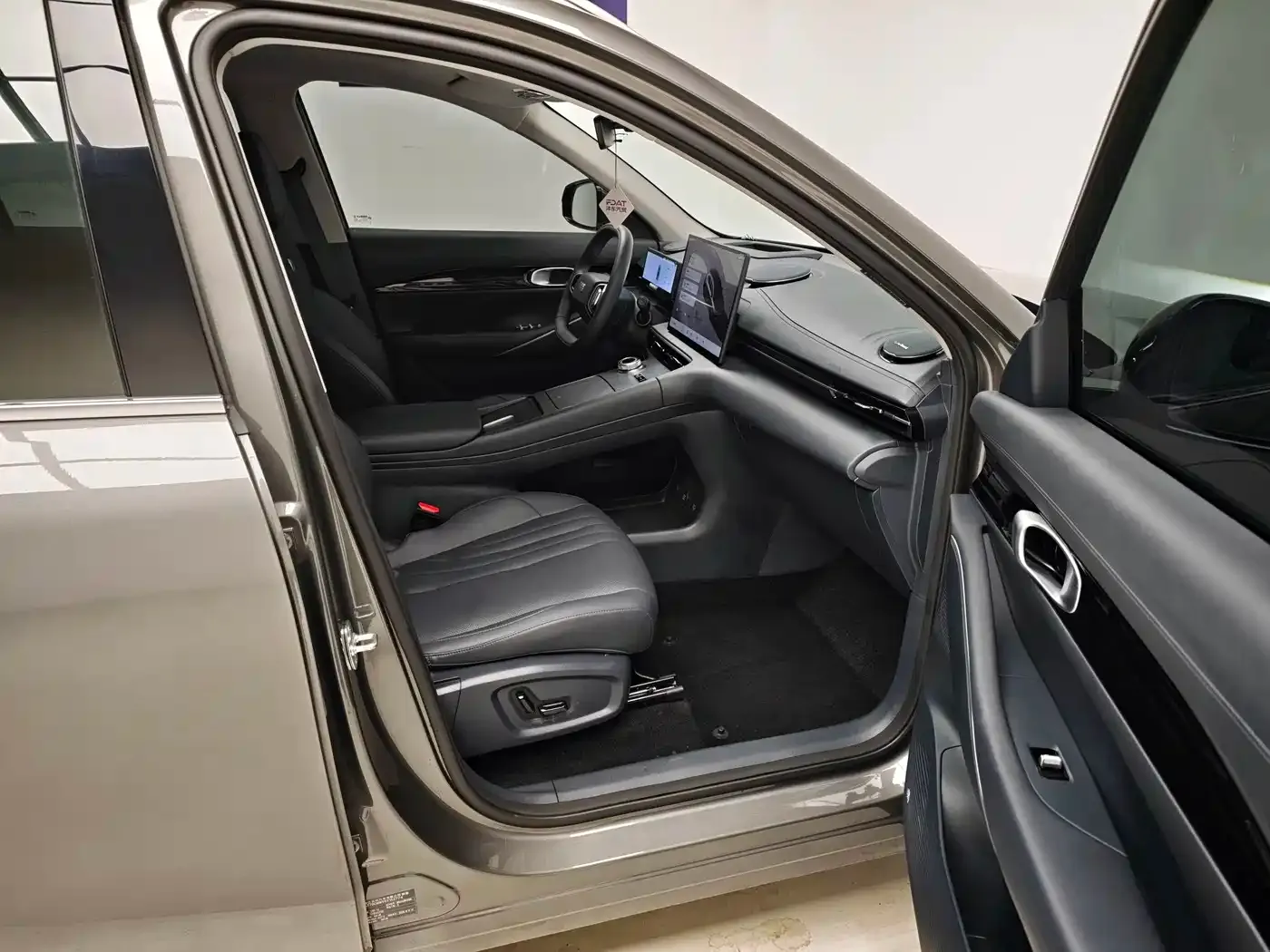 Geely Galaxy Galaxy E5 610km Explorer+ Edition 2025 — фото 10