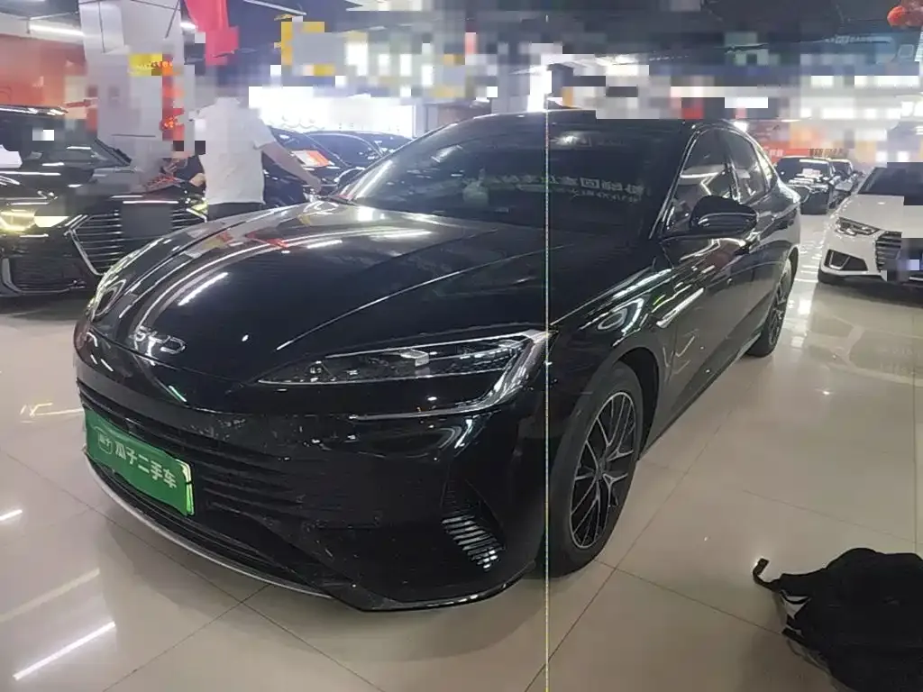 BYD Seal DM-i 1.5T 121km Premium 2024