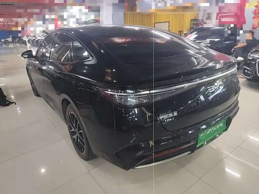 BYD Seal DM-i 1.5T 121km Premium 2024 — фото 5