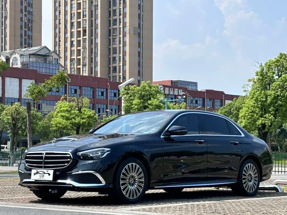 Mercedes-Benz E-Class Second Facelift E 300 L Sport Luxury 2022